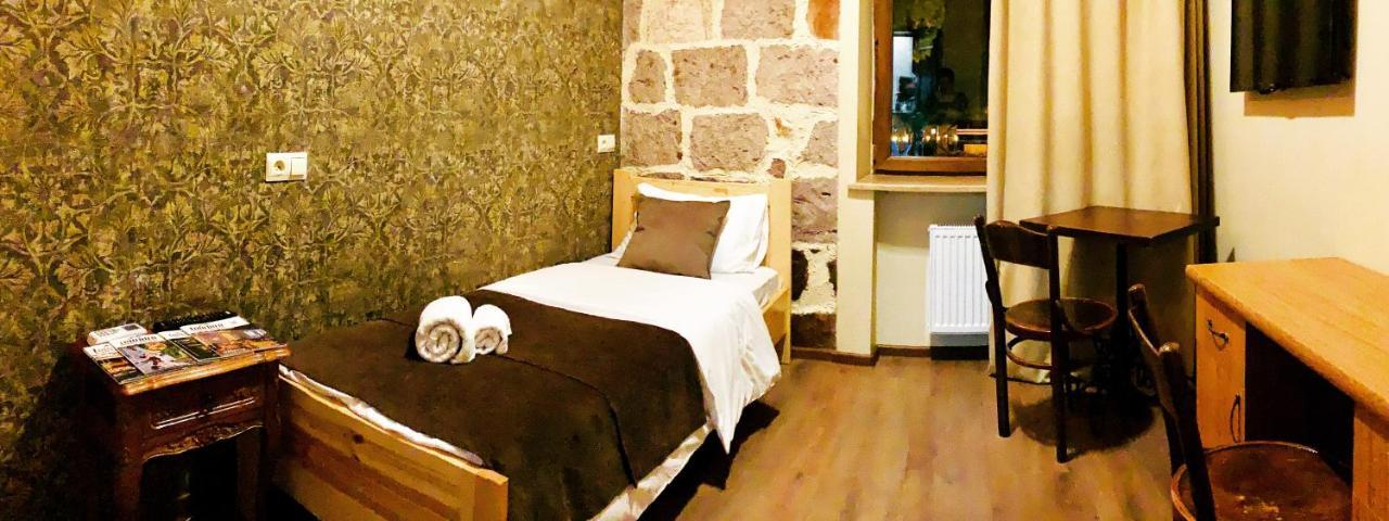 Studio Boutique Hotel At Cascade Erywań Zewnętrze zdjęcie