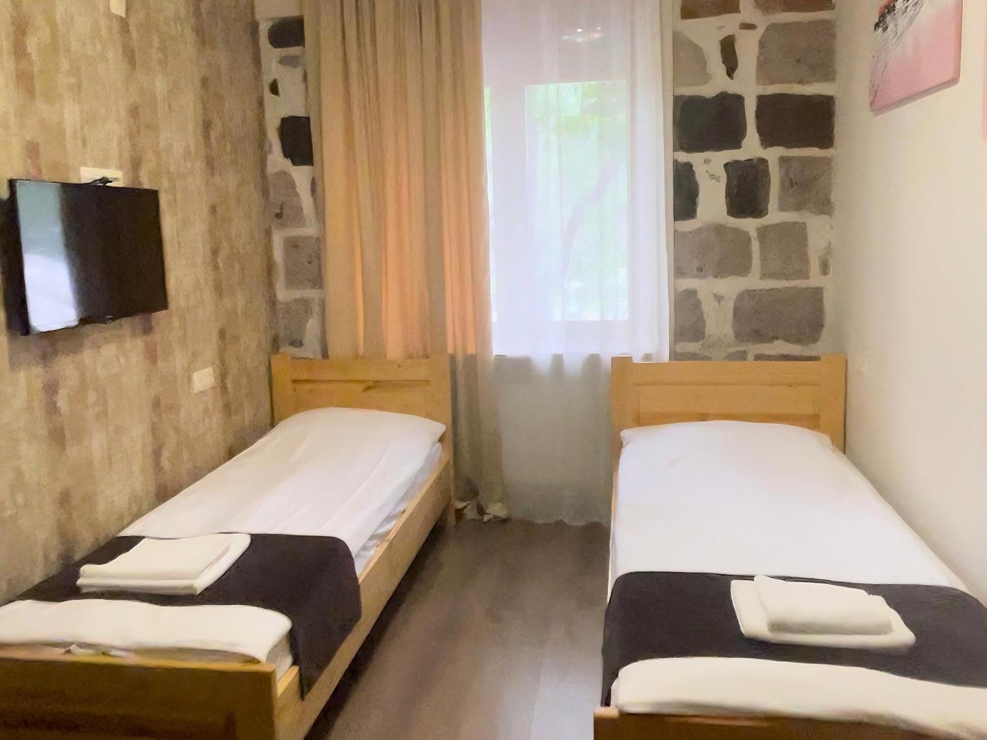 Studio Boutique Hotel At Cascade Erywań Zewnętrze zdjęcie